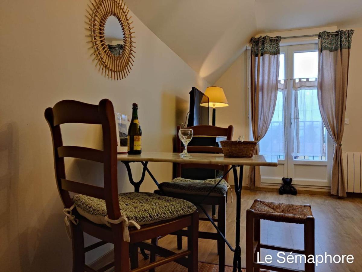 Du Cote De Chez Swann 1 Bed & Breakfast Trouville-sur-Mer Exterior photo