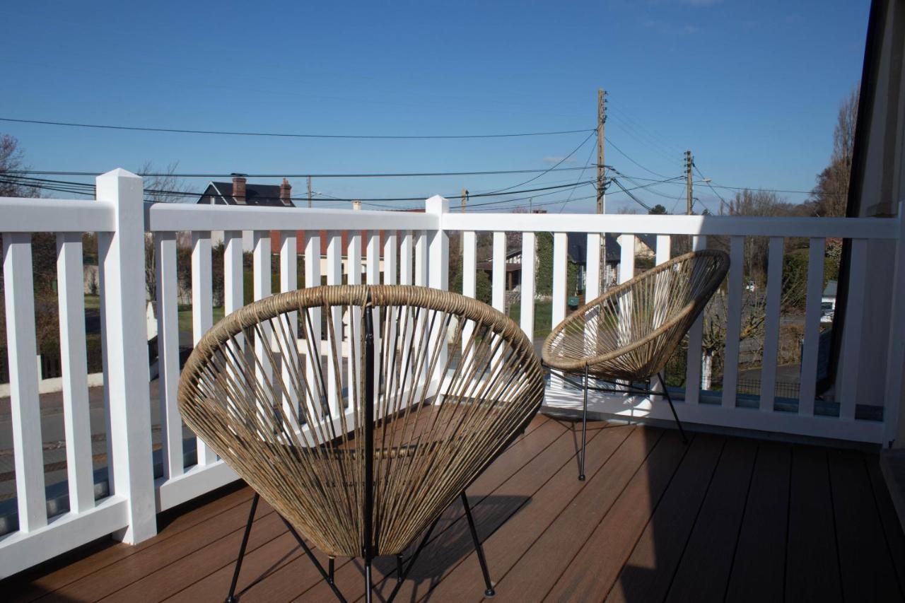 Du Cote De Chez Swann 1 Bed & Breakfast Trouville-sur-Mer Exterior photo